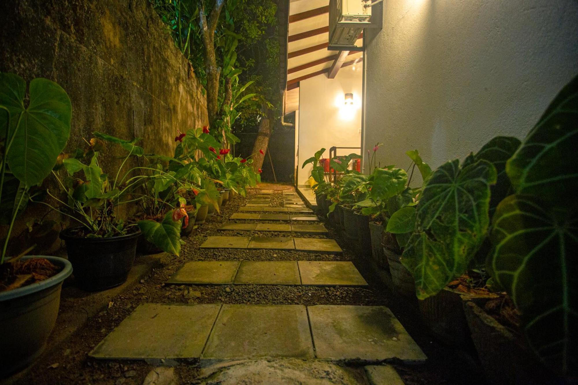 209 Nooit Gedacht Apartamento Unawatuna Exterior foto